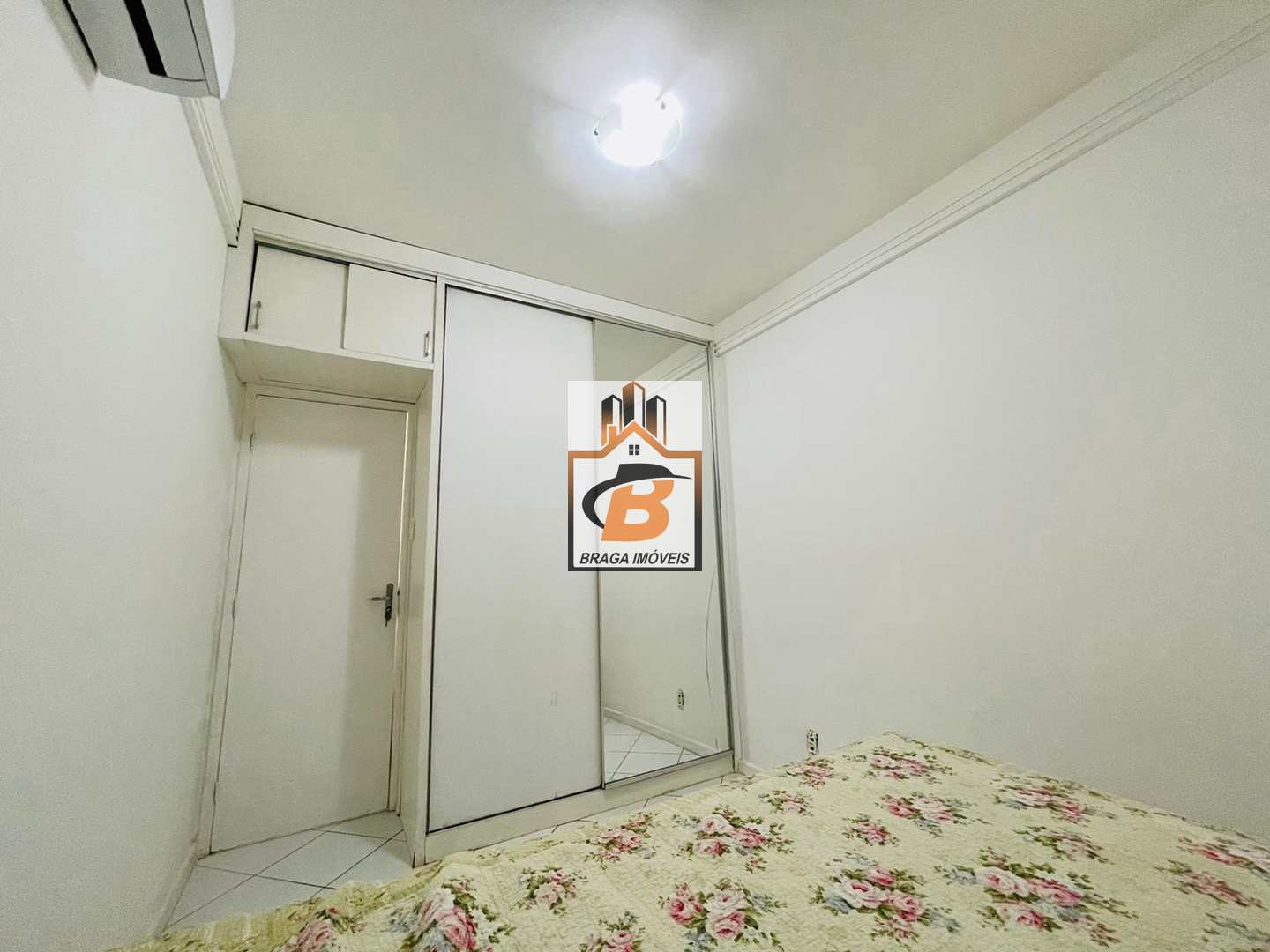 Apartamento à venda com 1 quarto, 35m² - Foto 10