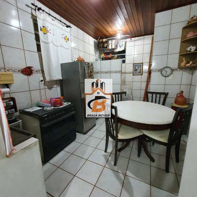 Apartamento à venda com 2 quartos, 68m² - Foto 4