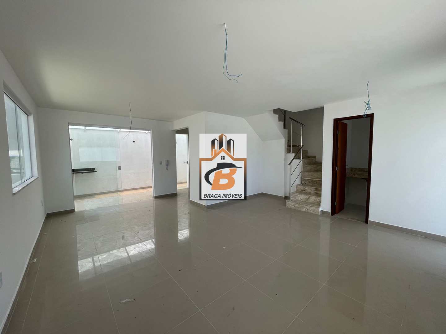 Casa à venda com 3 quartos, 108m² - Foto 6