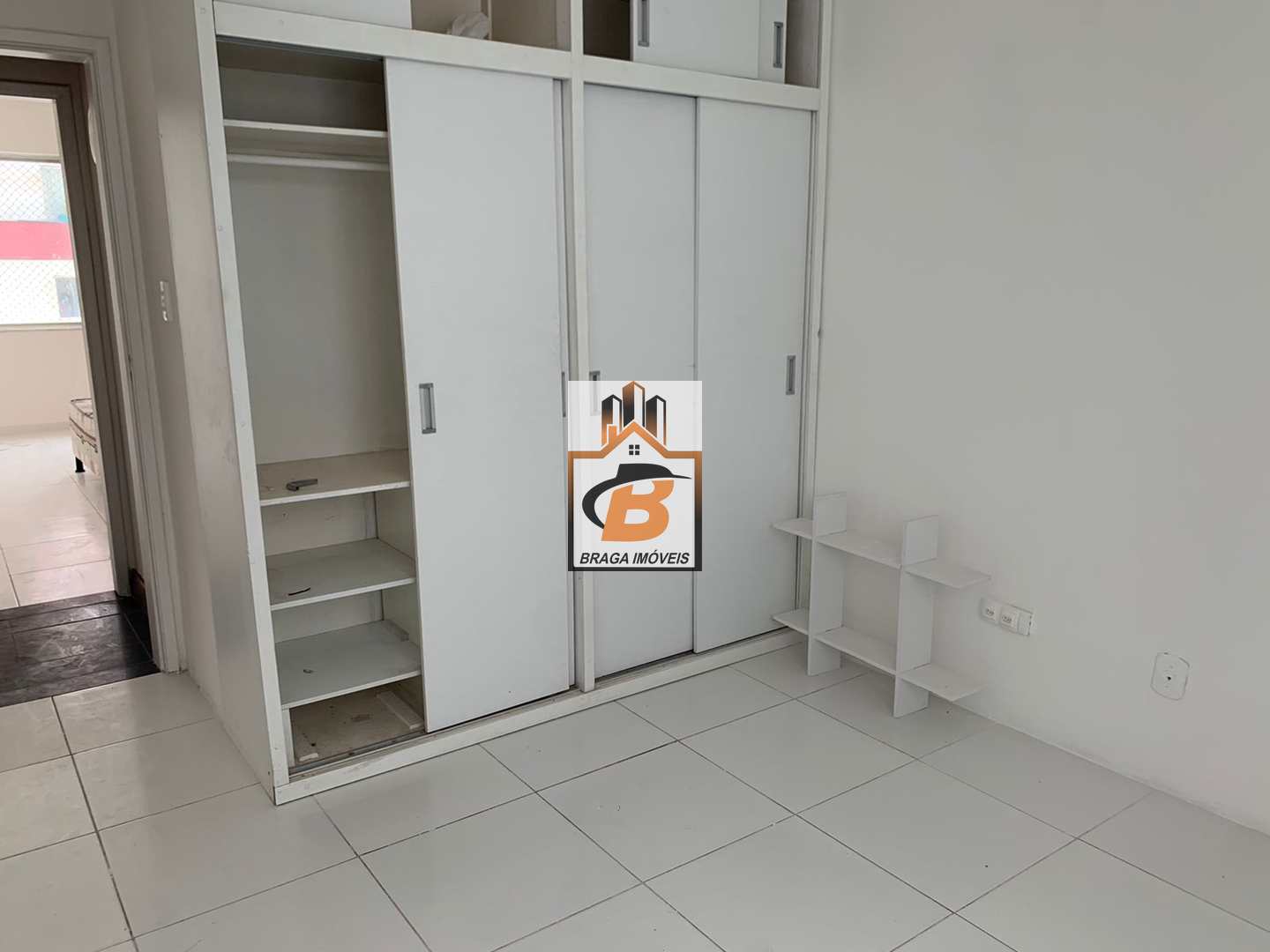 Apartamento à venda com 3 quartos, 140m² - Foto 11