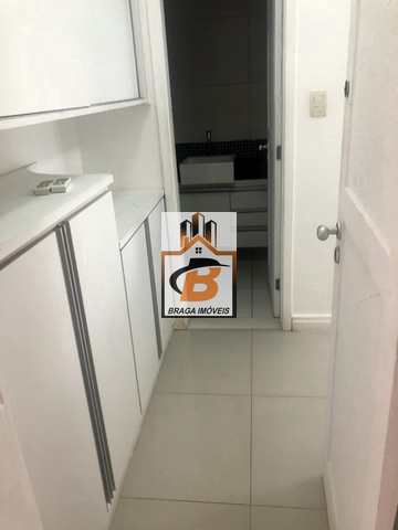 Casa de Condomínio para alugar com 5 quartos, 200m² - Foto 17