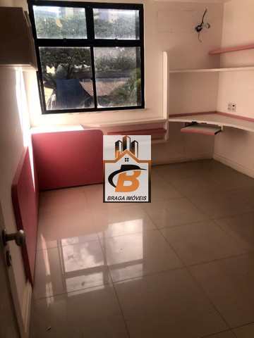 Casa de Condomínio para alugar com 5 quartos, 200m² - Foto 14