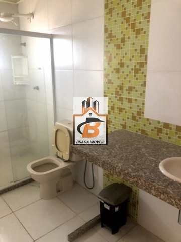 Casa de Condomínio para alugar com 5 quartos, 200m² - Foto 20