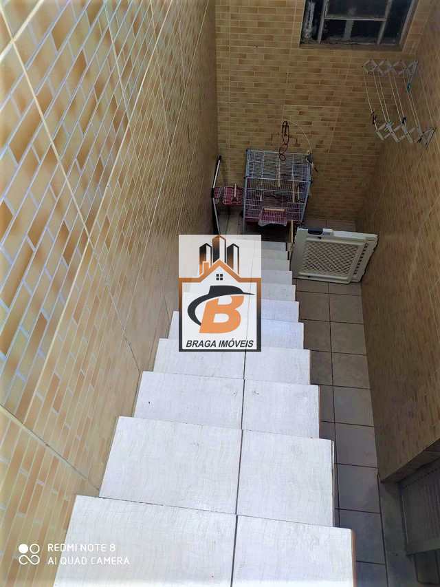 Casa para alugar com 6 quartos, 200m² - Foto 13