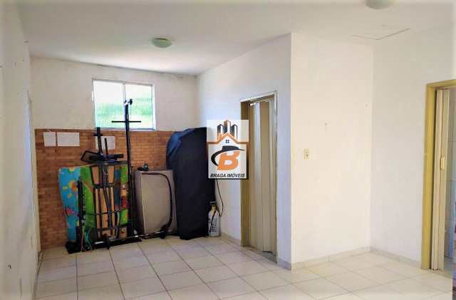 Casa para alugar com 6 quartos, 200m² - Foto 14