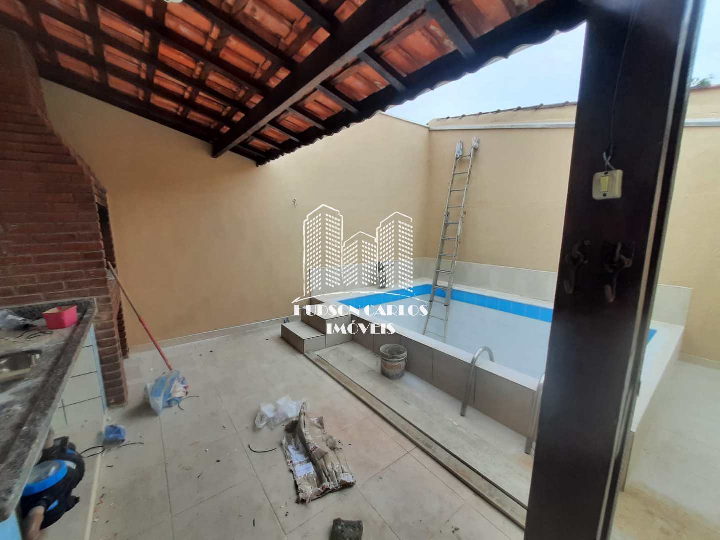 Casa à venda com 3 quartos, 93m² - Foto 11