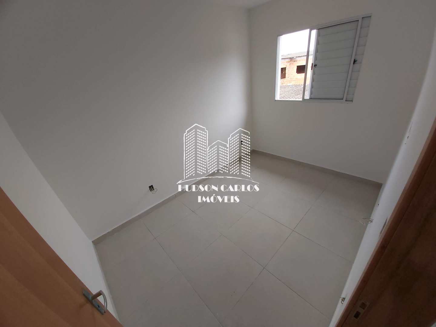 Casa à venda com 2 quartos, 51m² - Foto 4