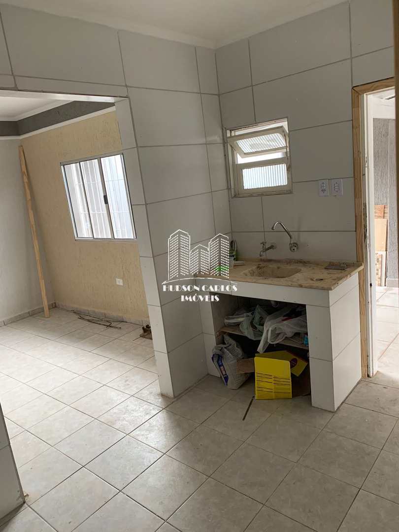 Casa à venda com 2 quartos, 70m² - Foto 11