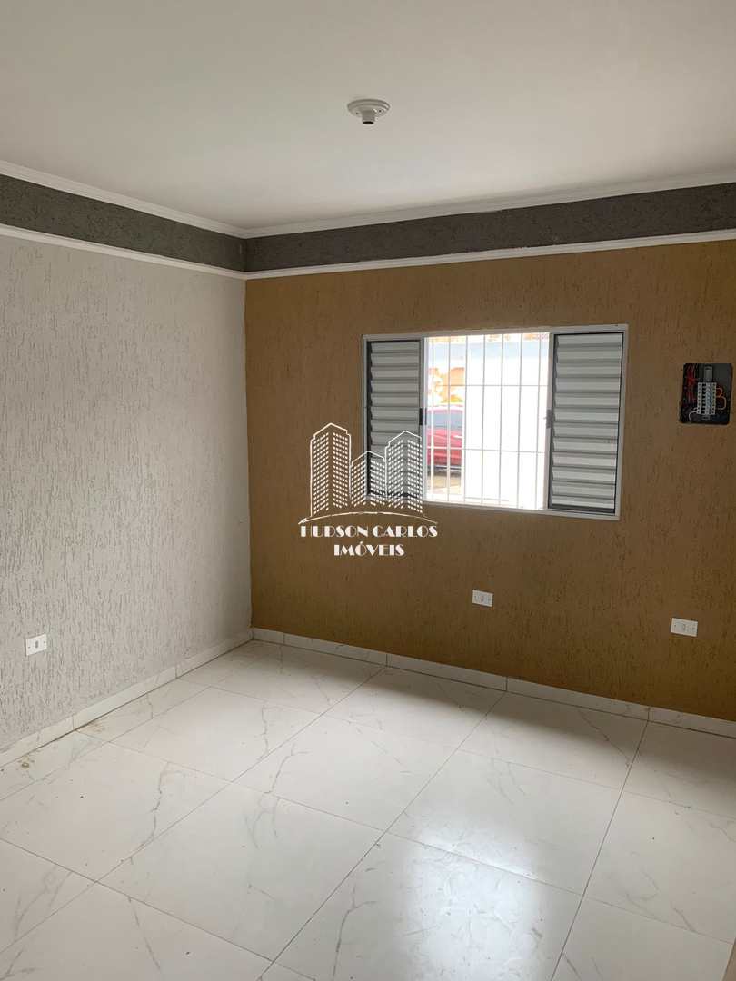 Casa à venda com 2 quartos, 70m² - Foto 8