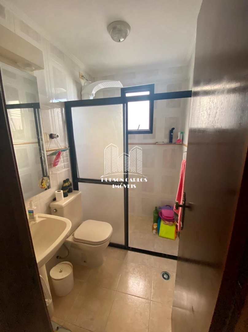 Apartamento à venda com 3 quartos, 135m² - Foto 19