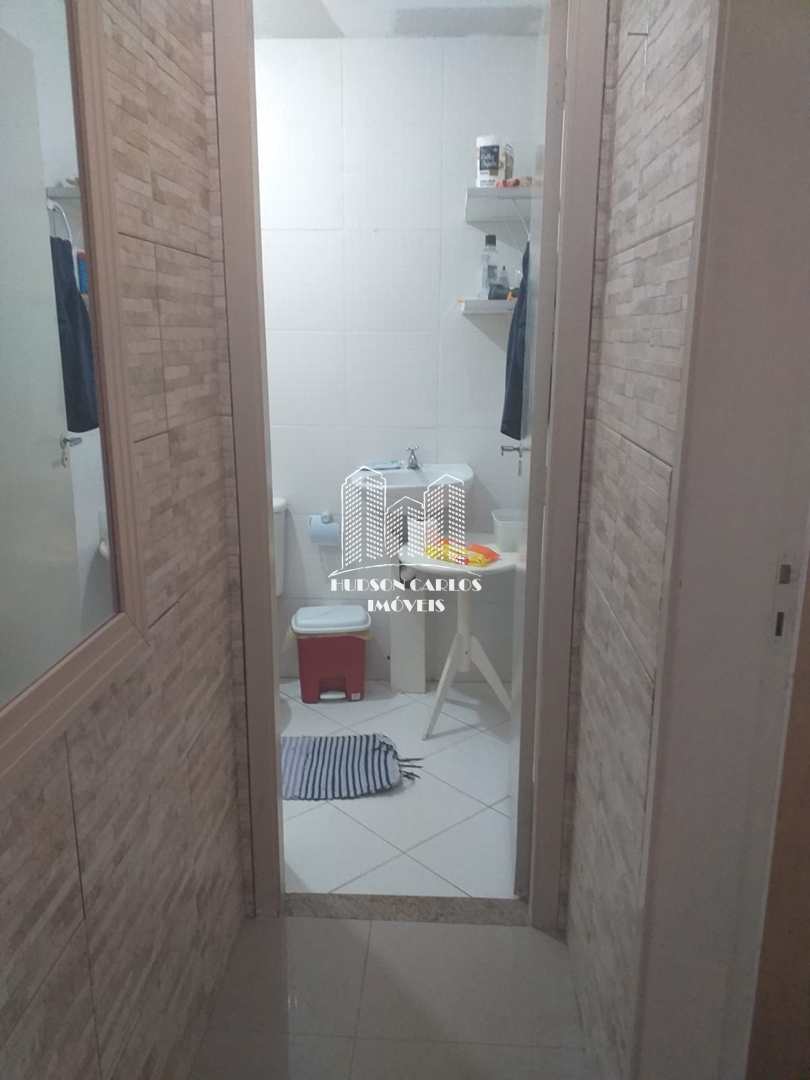 Apartamento à venda com 2 quartos, 42m² - Foto 4