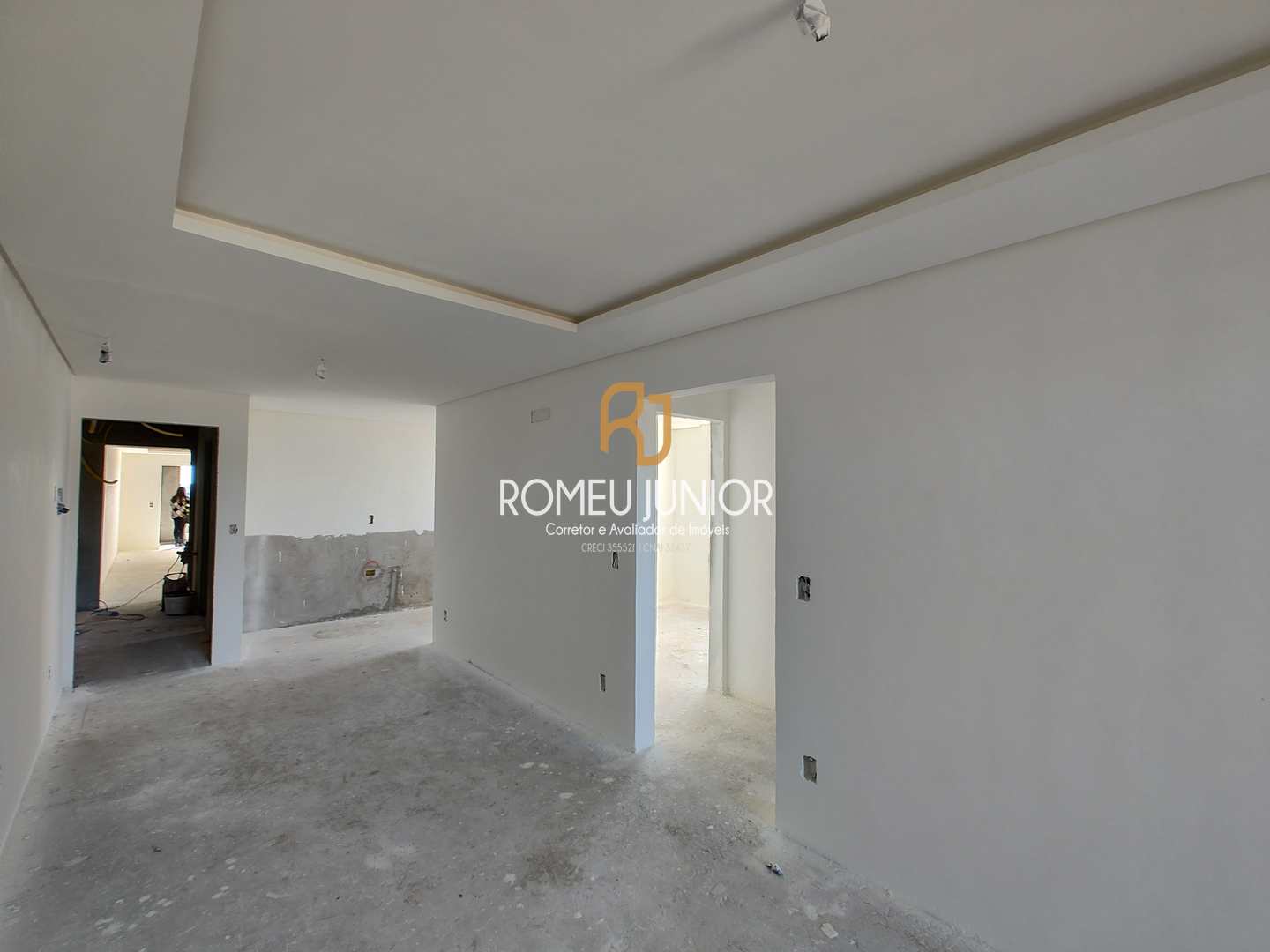 Apartamento à venda com 2 quartos, 71m² - Foto 2