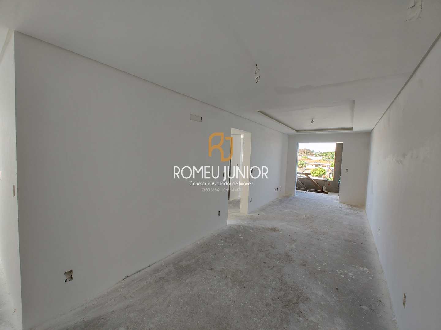 Apartamento à venda com 2 quartos, 71m² - Foto 3