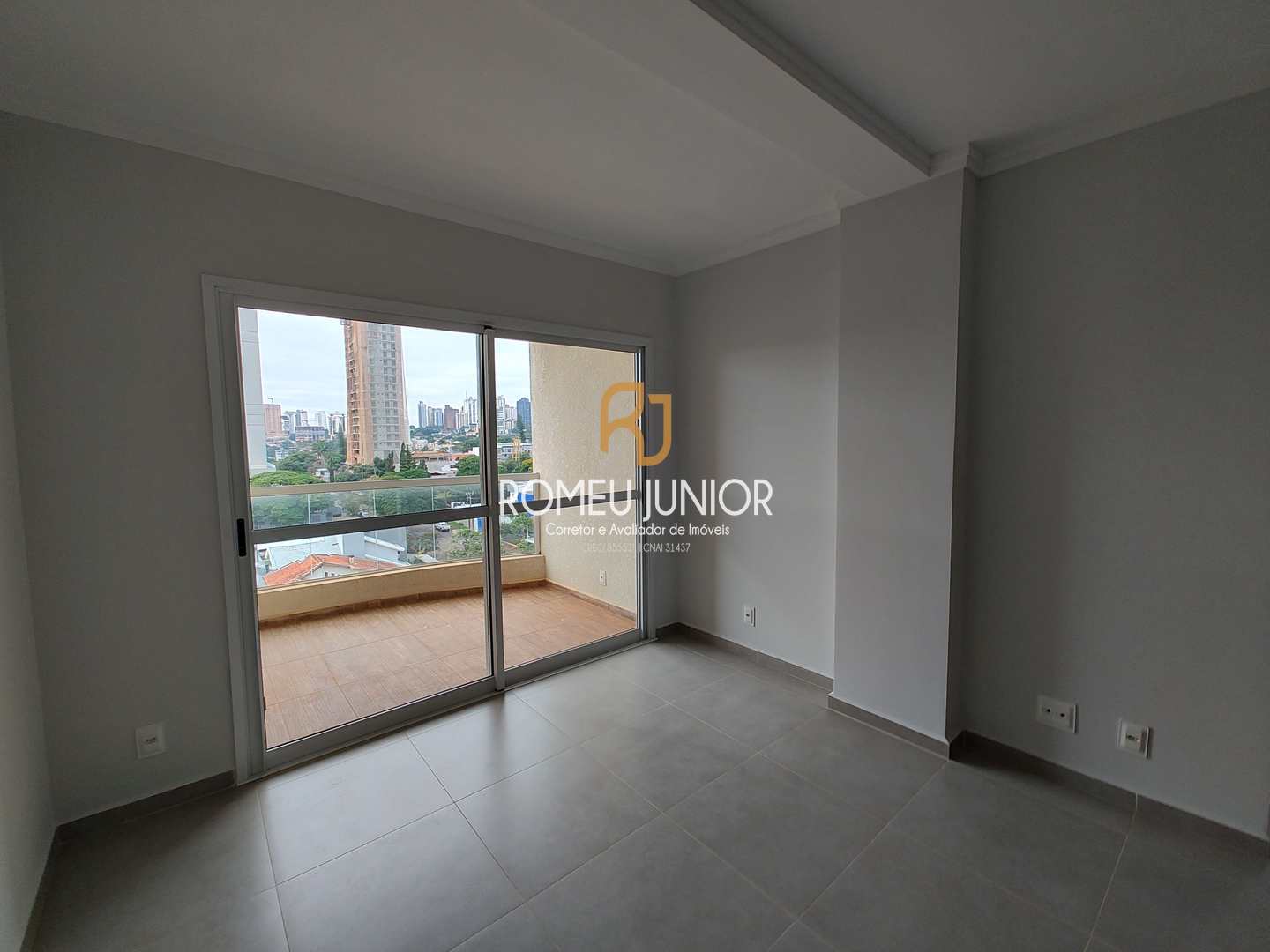 Apartamento à venda com 2 quartos, 86m² - Foto 5