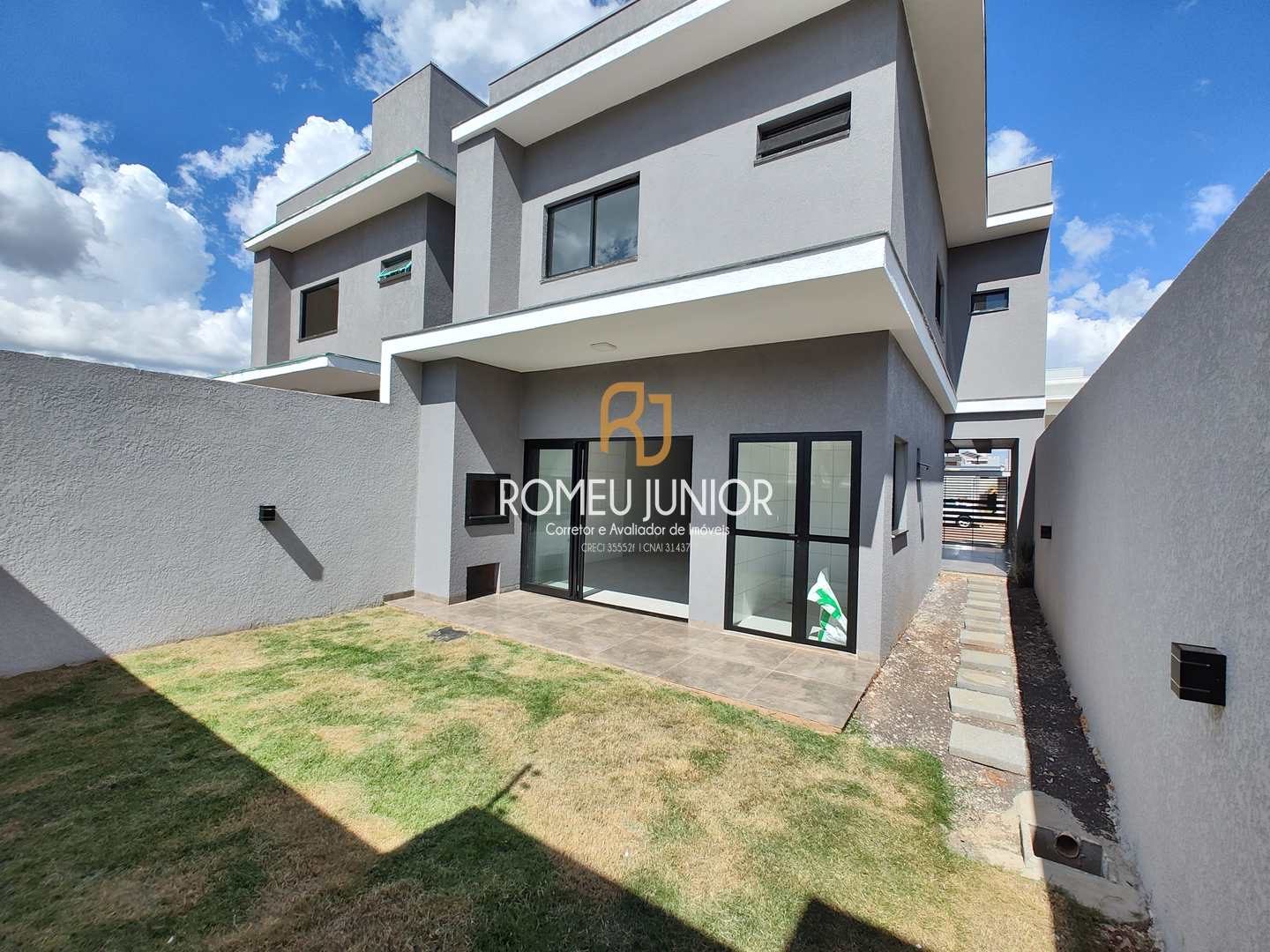 Sobrado à venda com 3 quartos, 135m² - Foto 11