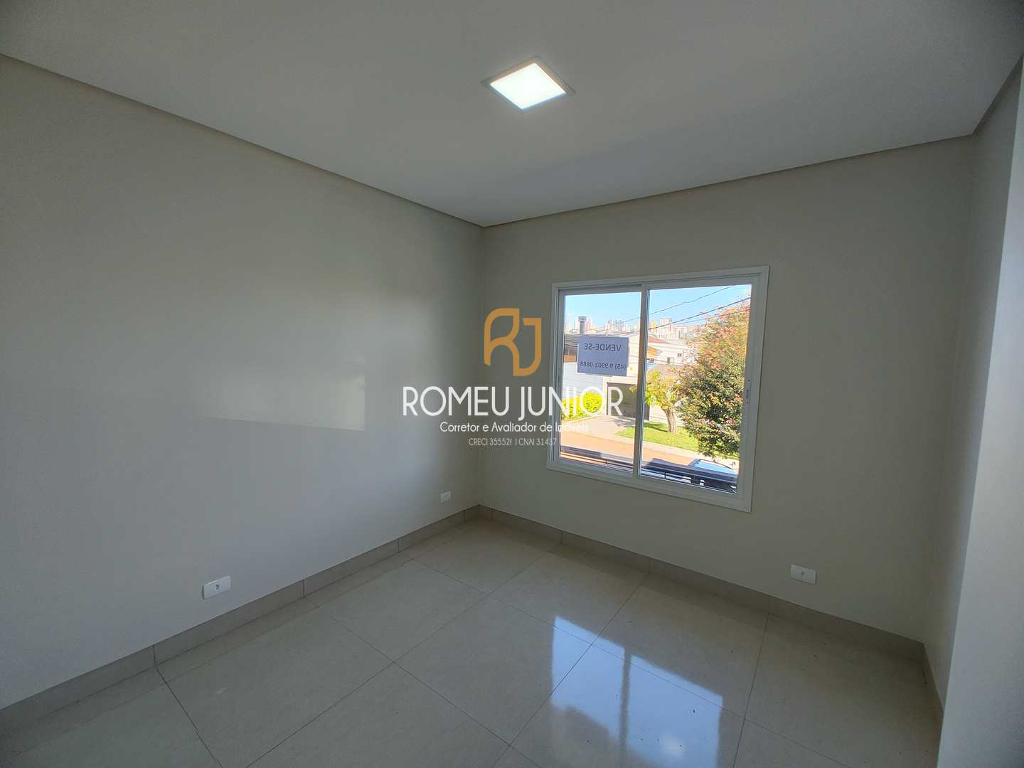 Casa à venda com 3 quartos, 139m² - Foto 11