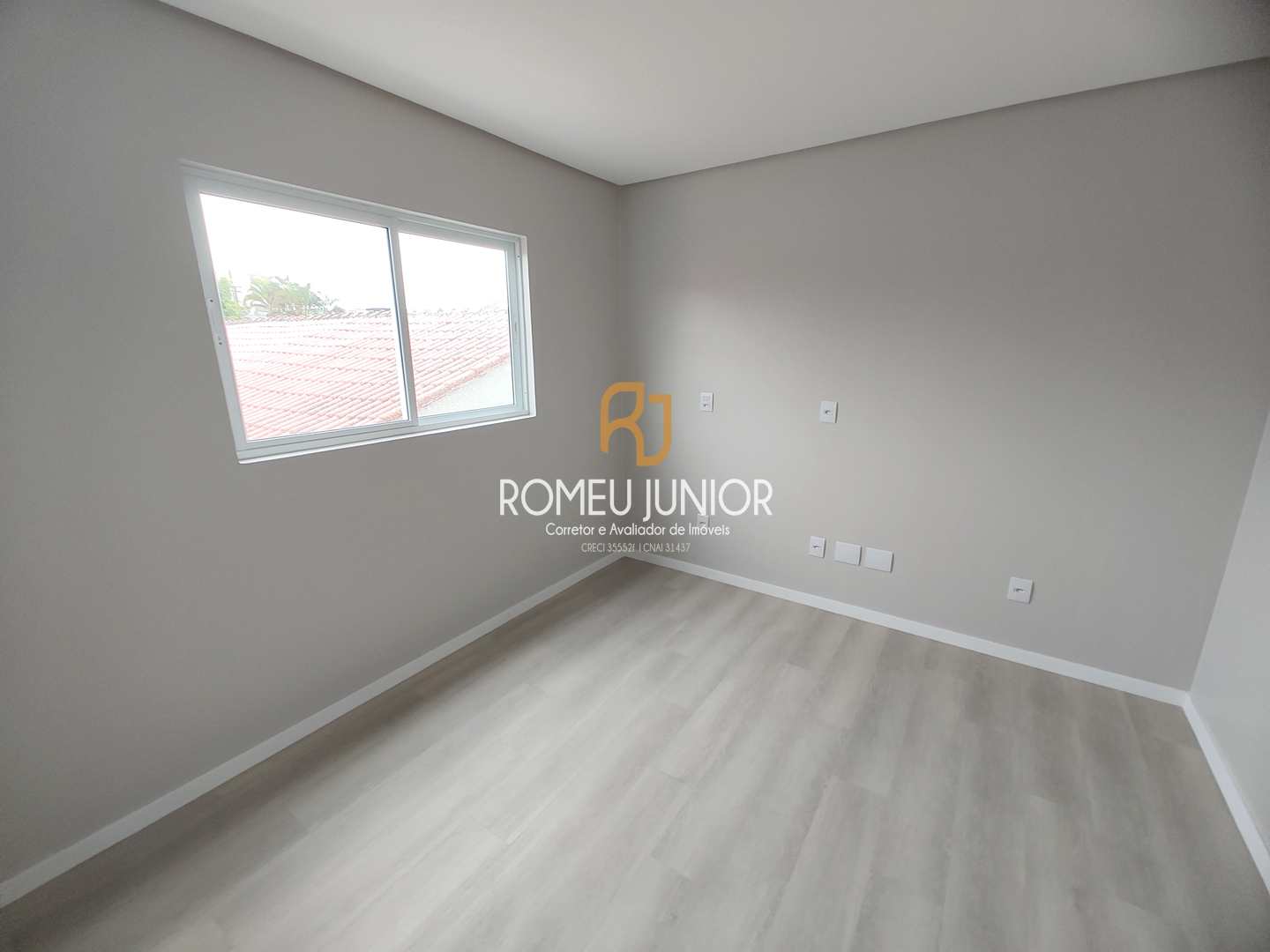 Apartamento à venda com 2 quartos, 61m² - Foto 5