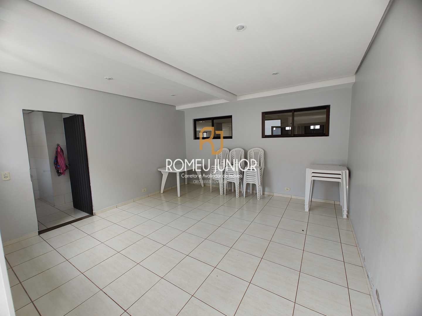 Apartamento à venda com 2 quartos, 60m² - Foto 11