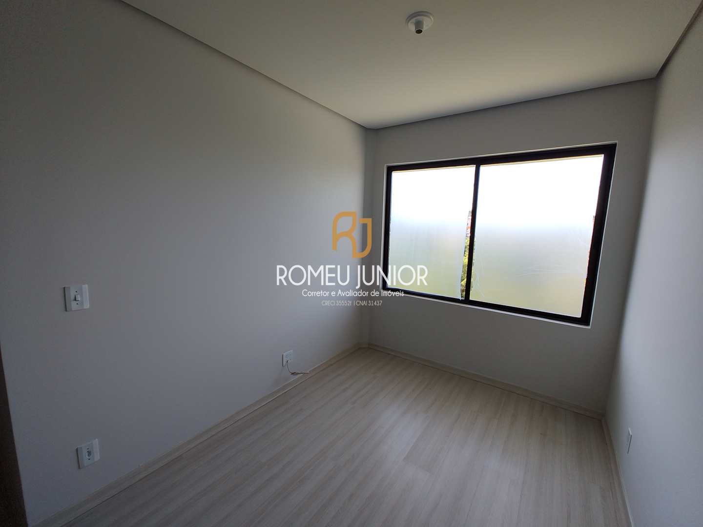 Apartamento à venda com 2 quartos, 61m² - Foto 10