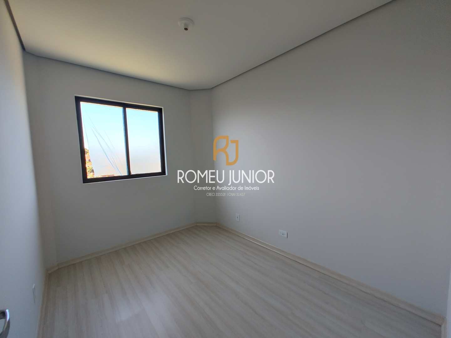 Apartamento à venda com 2 quartos, 61m² - Foto 7