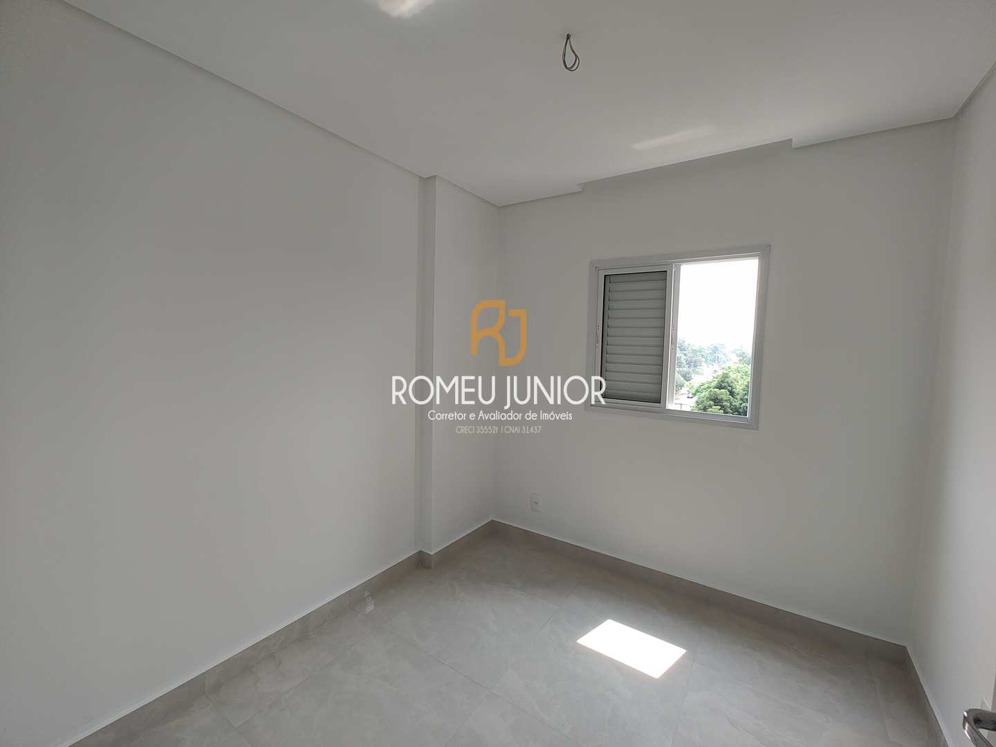 Apartamento à venda com 3 quartos, 93m² - Foto 6