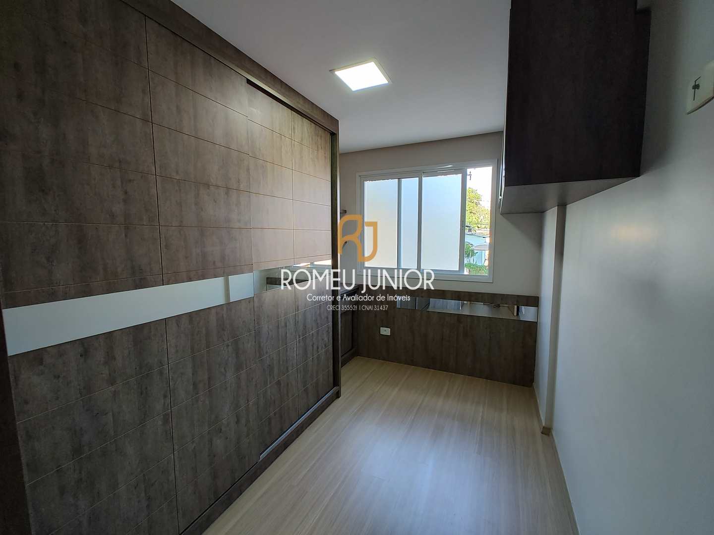 Apartamento à venda com 3 quartos, 73m² - Foto 10