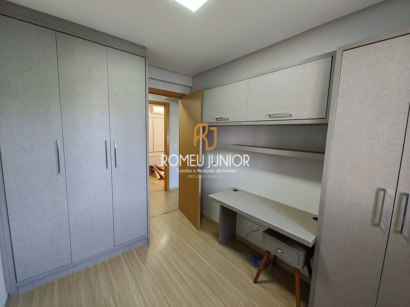 Apartamento à venda com 3 quartos, 73m² - Foto 12