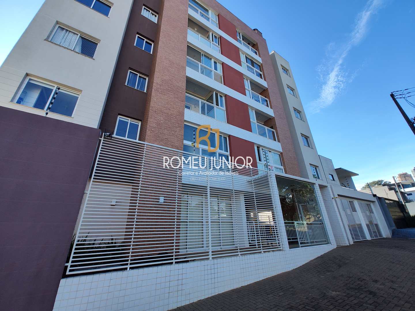 Apartamento à venda com 3 quartos, 73m² - Foto 1