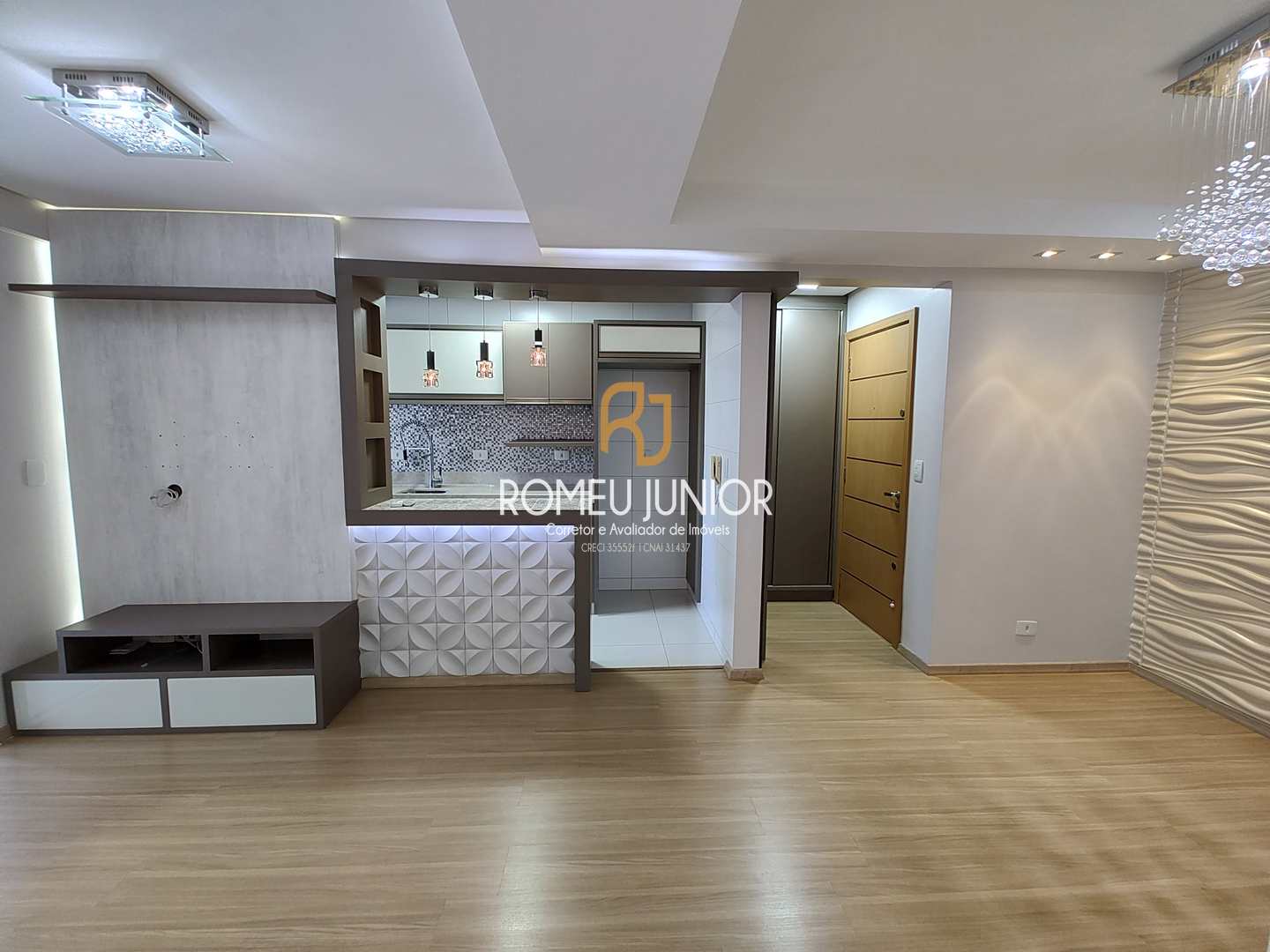 Apartamento à venda com 3 quartos, 73m² - Foto 2