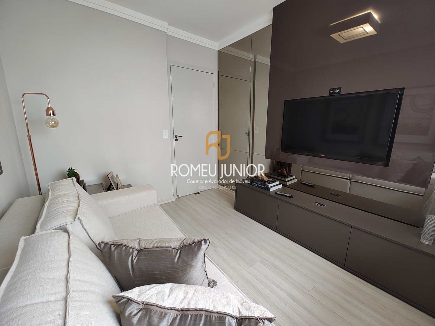 Apartamento à venda com 1 quarto, 46m² - Foto 5