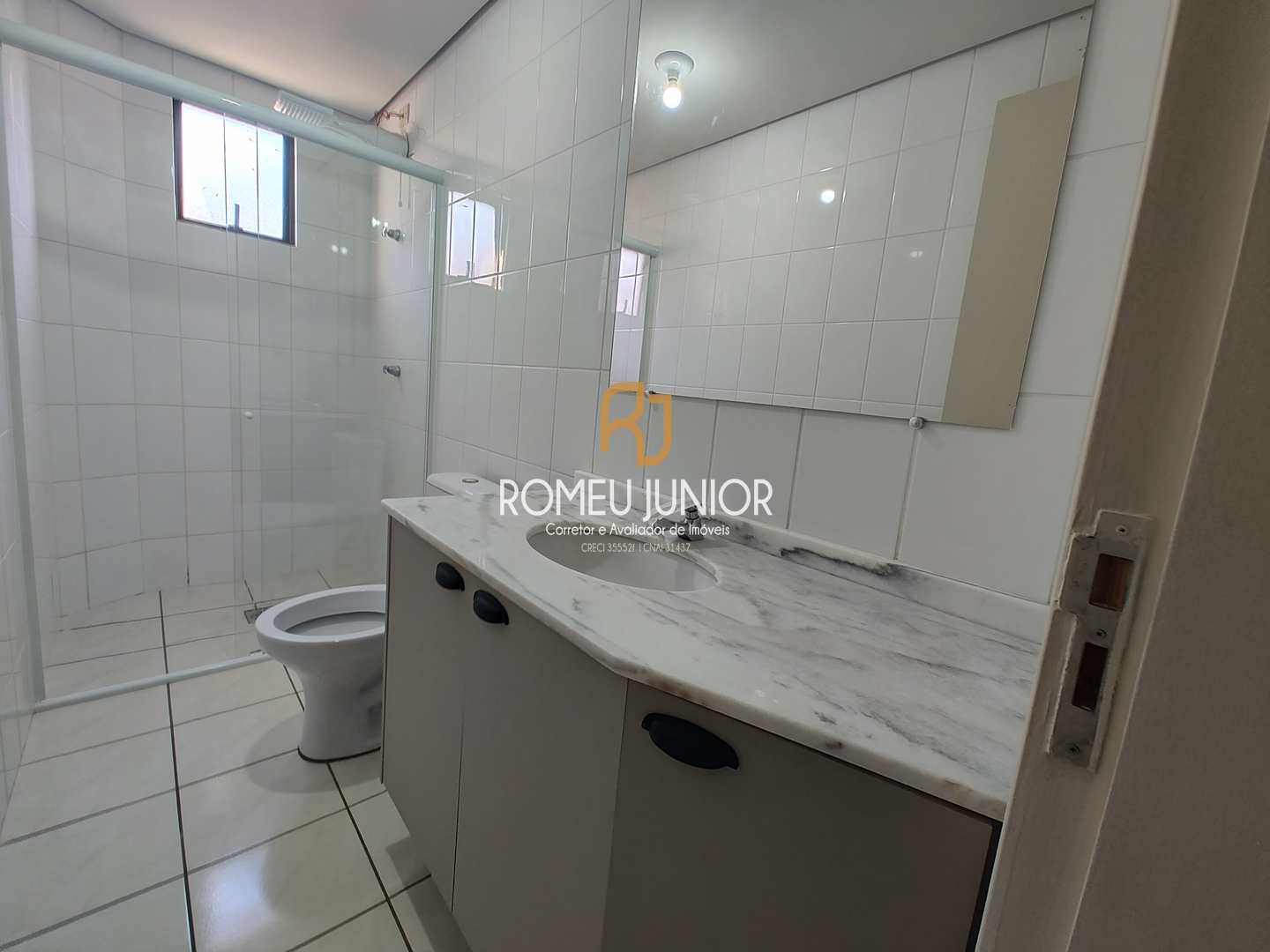 Apartamento à venda com 2 quartos, 62m² - Foto 8