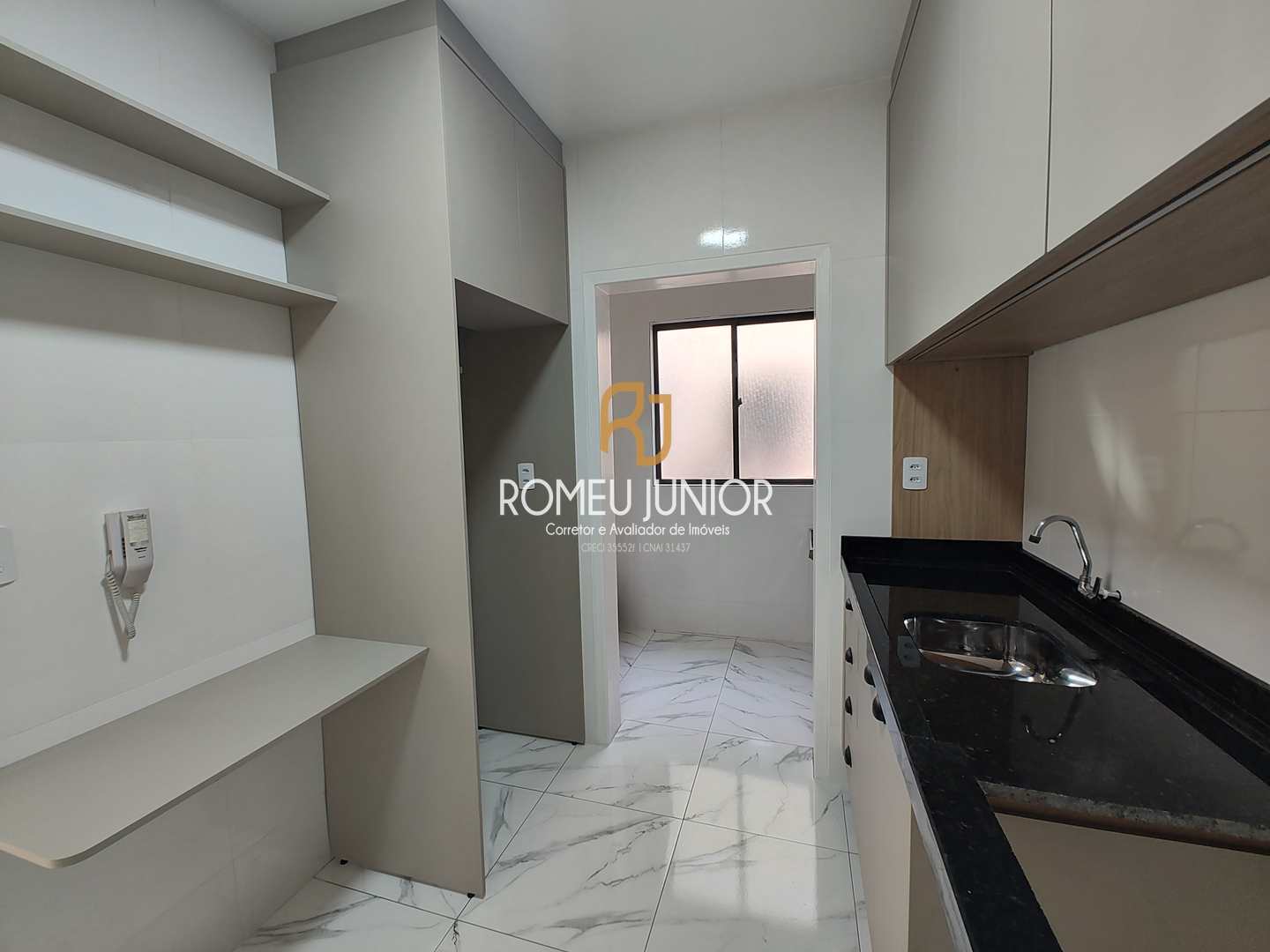 Apartamento à venda com 3 quartos, 72m² - Foto 4