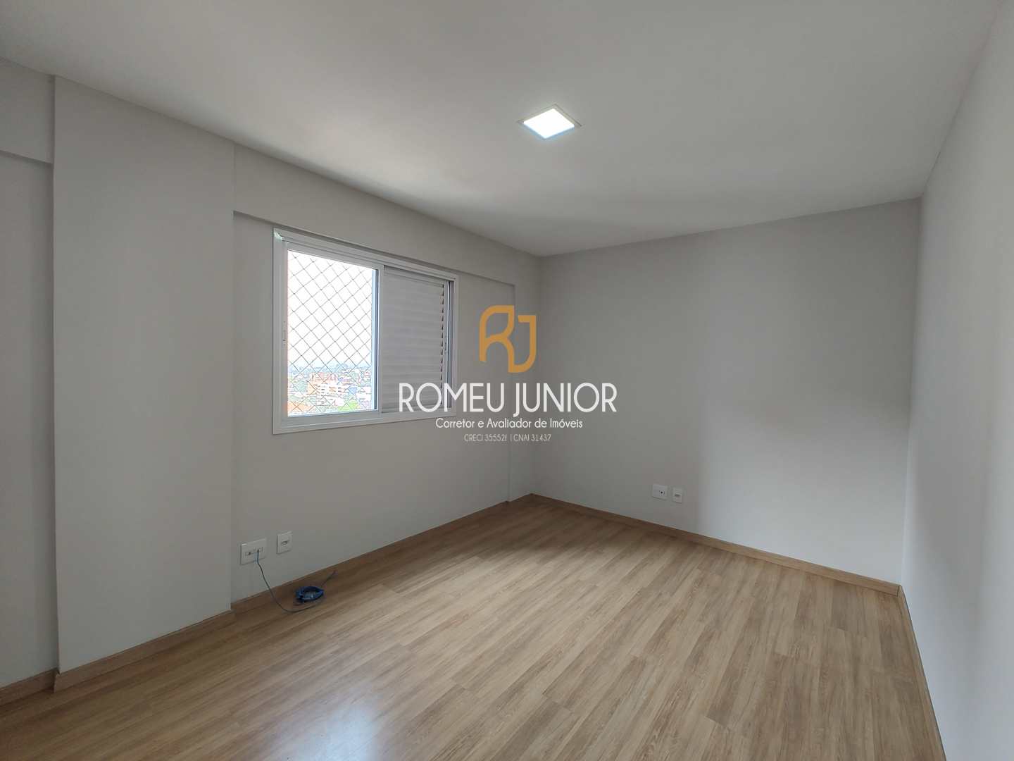 Apartamento à venda com 3 quartos, 103m² - Foto 7