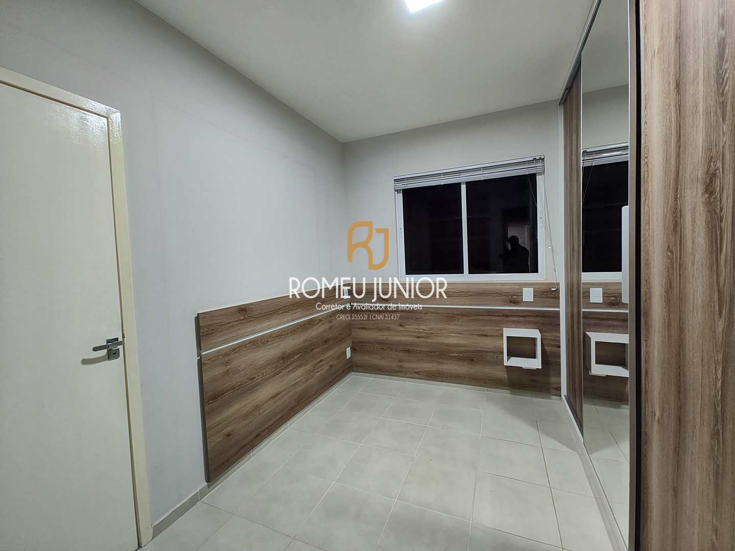 Apartamento à venda com 2 quartos, 68m² - Foto 6