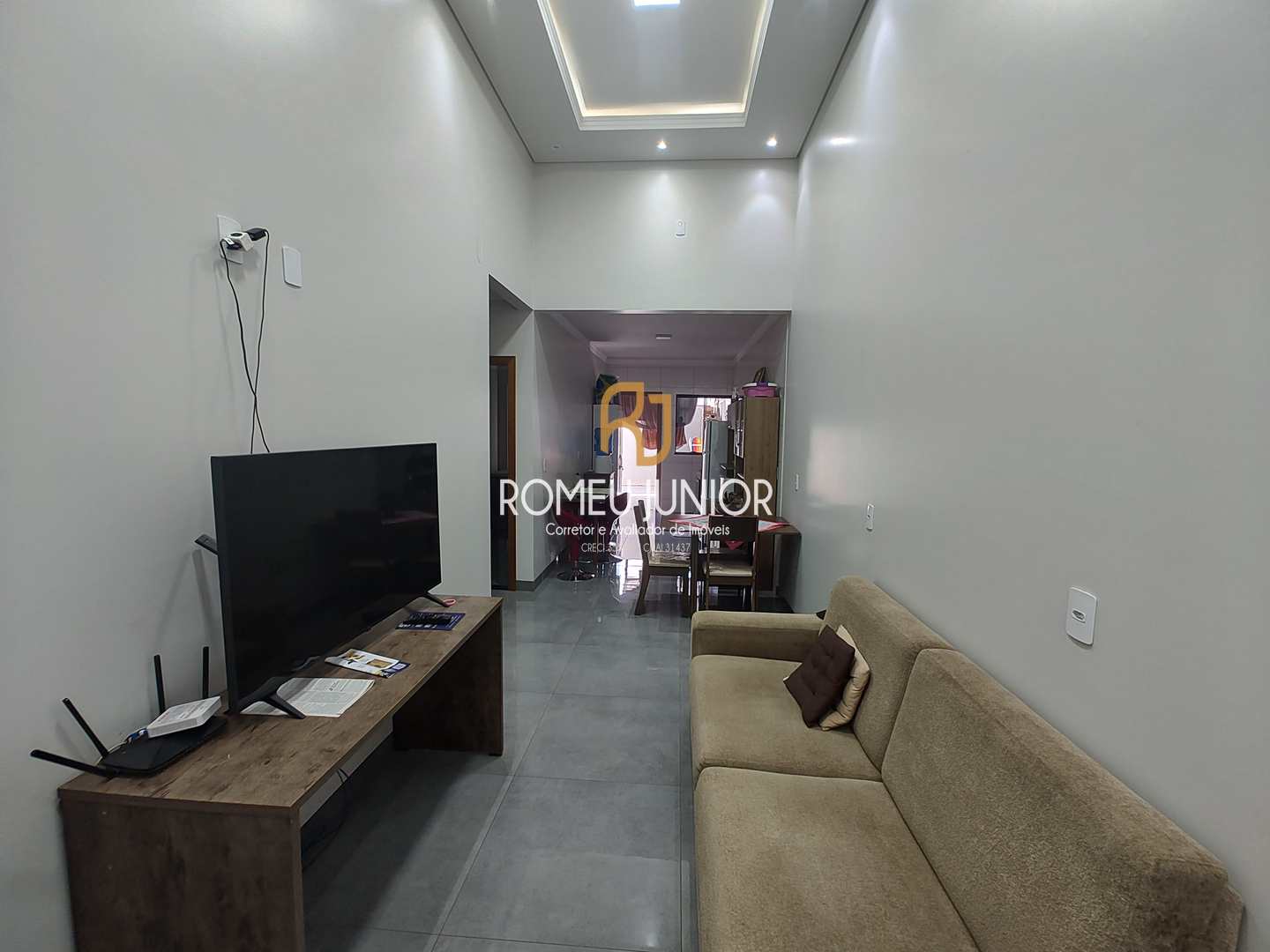 Casa à venda com 2 quartos, 64m² - Foto 3