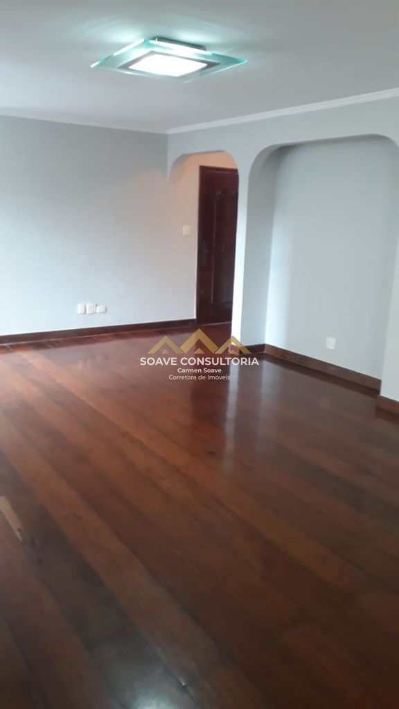 Apartamento à venda com 4 quartos, 240m² - Foto 1