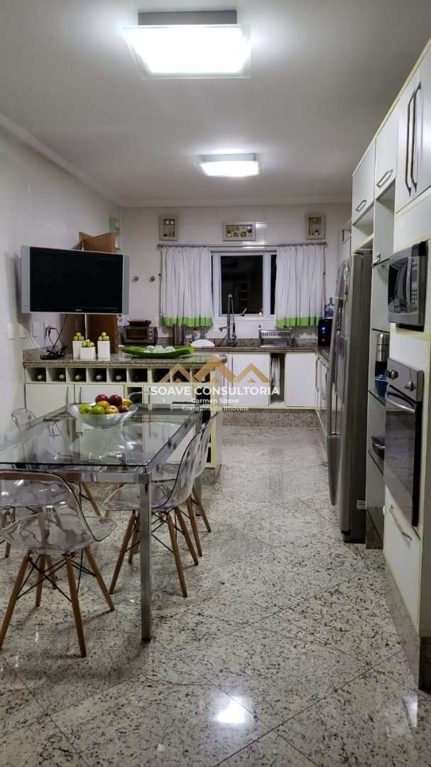 Apartamento à venda com 4 quartos, 227m² - Foto 17