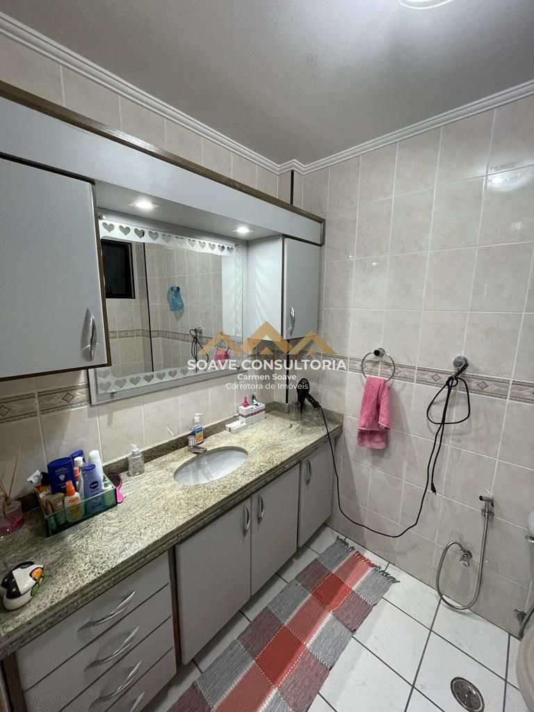Apartamento à venda com 3 quartos, 107m² - Foto 11