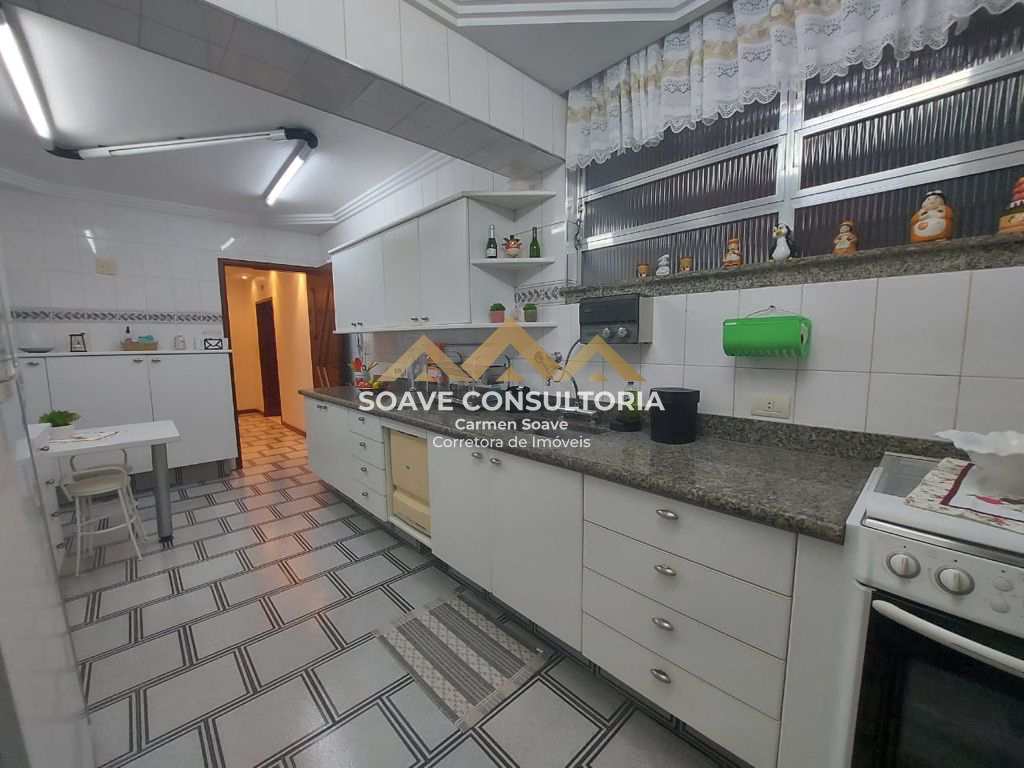 Apartamento à venda com 3 quartos, 205m² - Foto 10