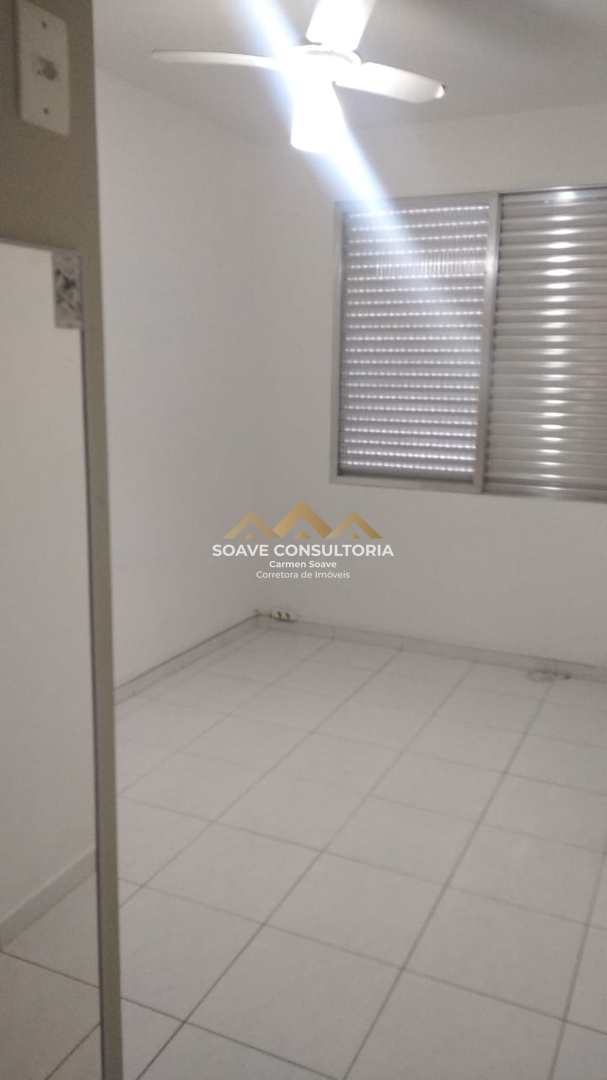 Apartamento à venda com 2 quartos, 70m² - Foto 9