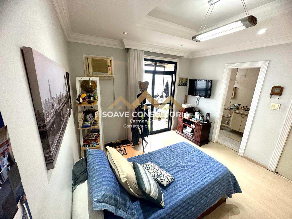 Apartamento à venda com 3 quartos, 202m² - Foto 11