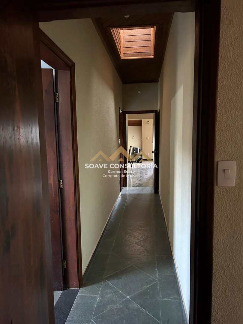 Casa à venda com 3 quartos, 400m² - Foto 27