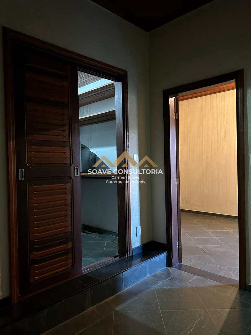 Casa à venda com 3 quartos, 400m² - Foto 10