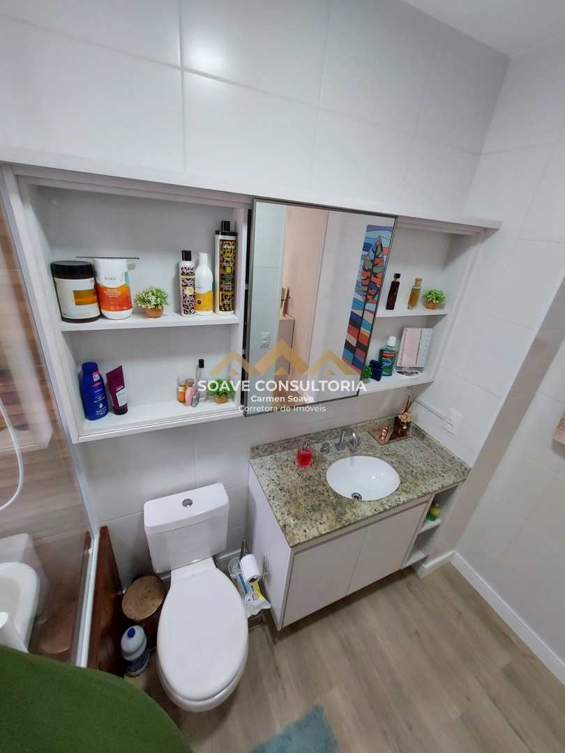 Apartamento à venda com 2 quartos, 70m² - Foto 17