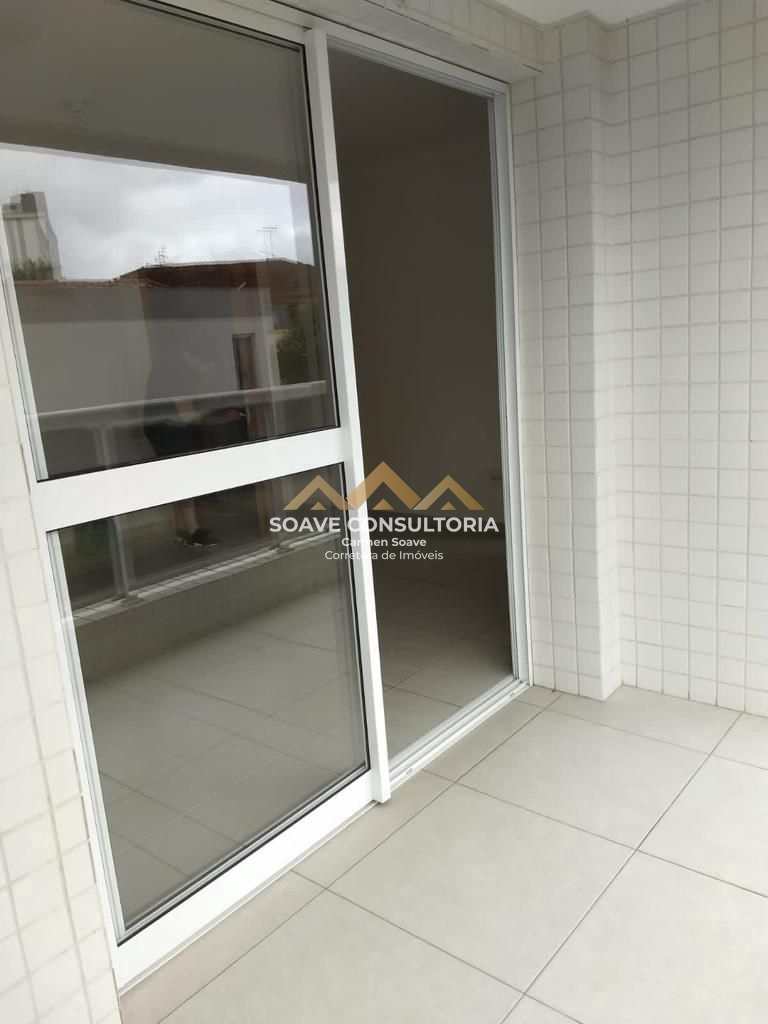 Apartamento à venda com 2 quartos, 72m² - Foto 2