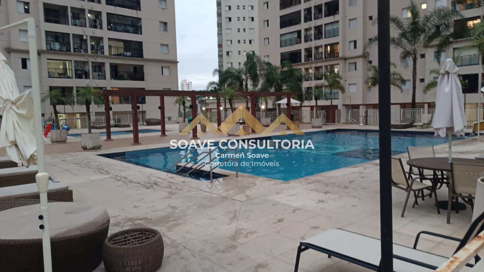 Apartamento à venda com 2 quartos, 62m² - Foto 19