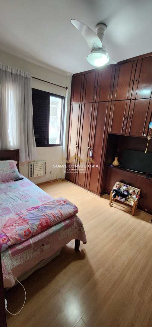 Apartamento à venda com 3 quartos, 137m² - Foto 13