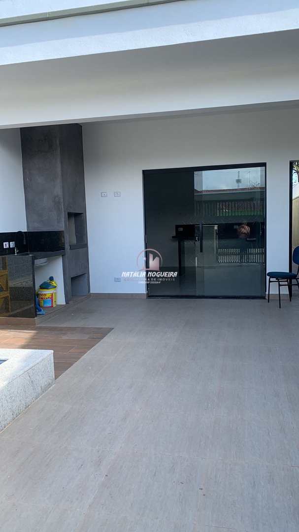 Casa à venda com 2 quartos, 151m² - Foto 3