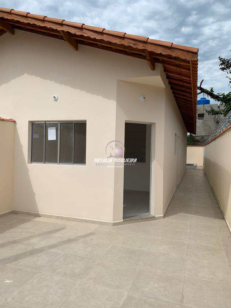 Casa à venda com 2 quartos, 125m² - Foto 2