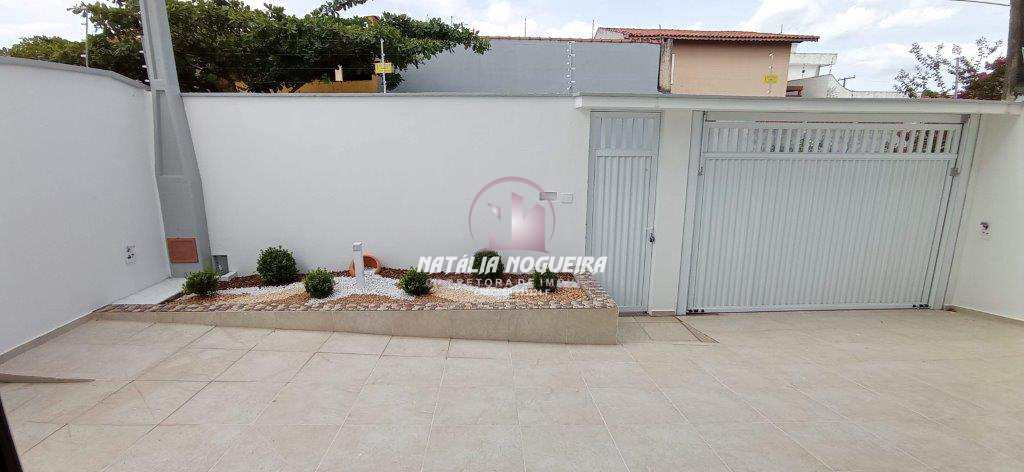 Sobrado à venda com 4 quartos, 250m² - Foto 3